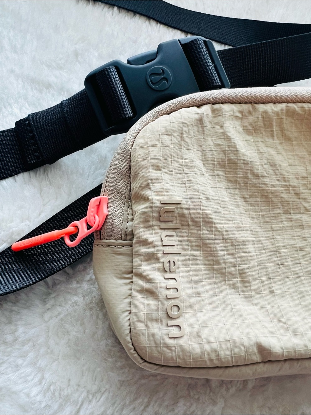 lululemon athletica Beige Belt Bag with Black Strap and Coral Zipper Pull